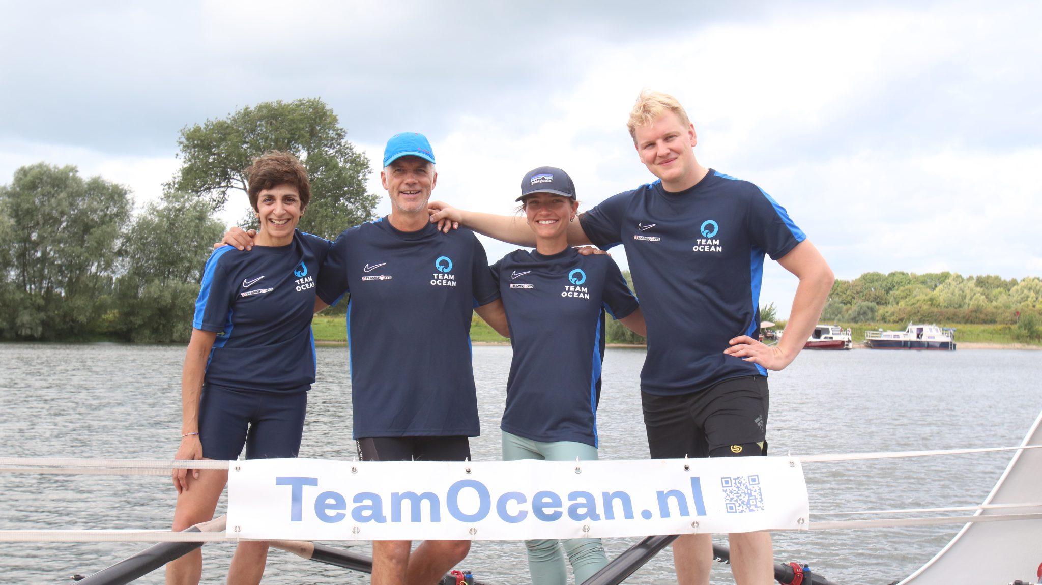 Team Ocean rowing pacific